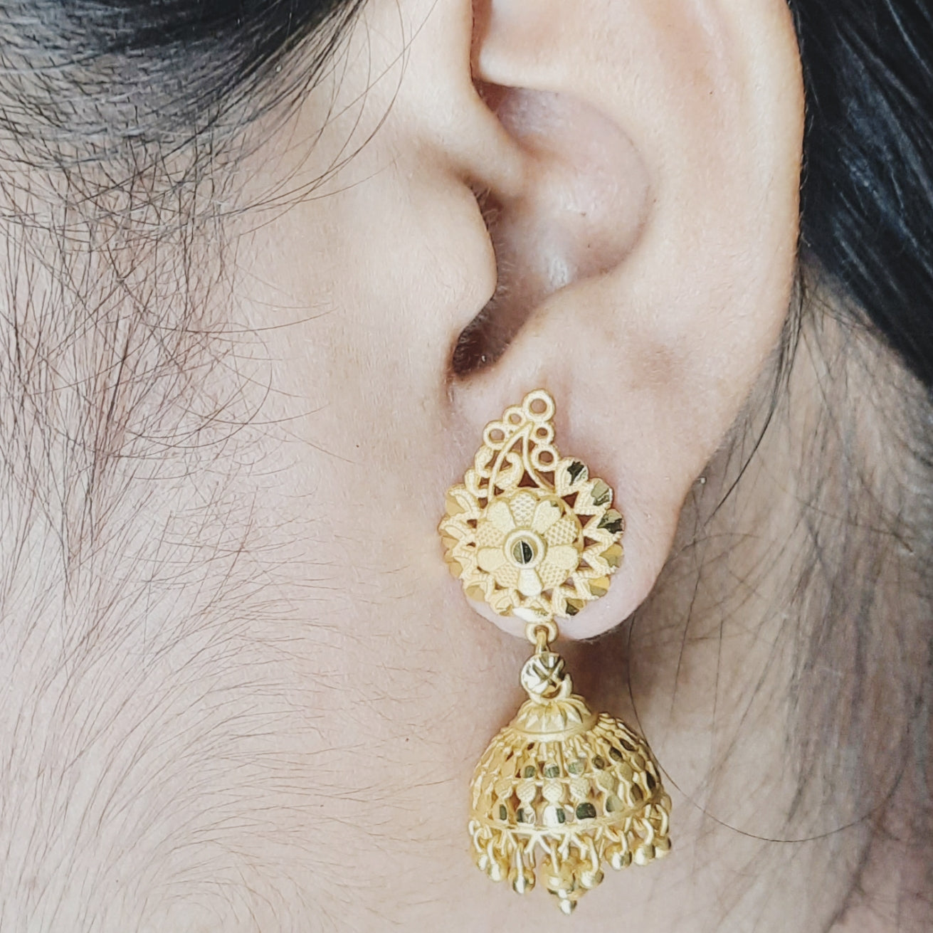 Golden jhumka Earrings premium quality